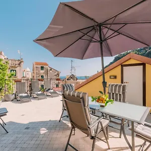  Appartamento Bouganville House Italia